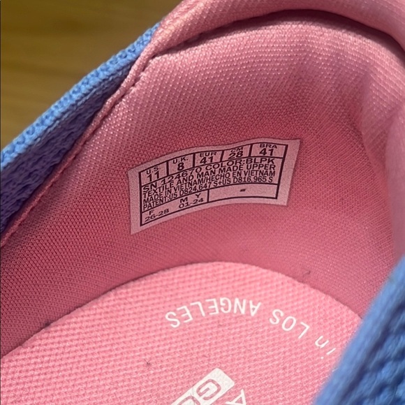 Skechers Women's Blue and Pink Athletic Shoes - Picture 2 of 6